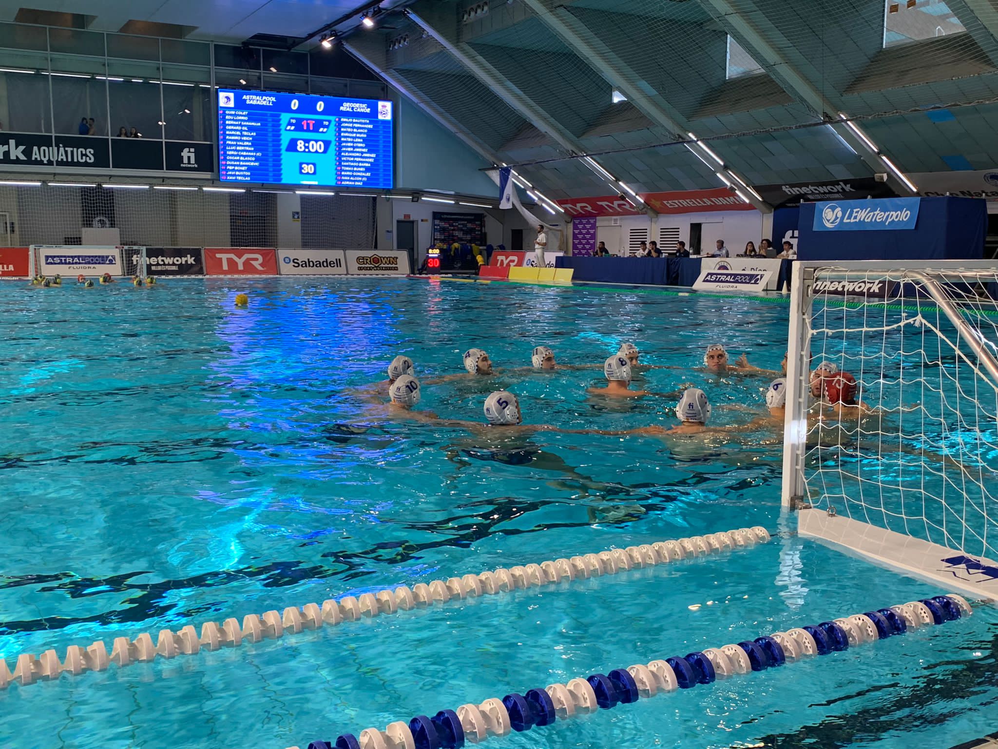 LEWaterpolo J13 01